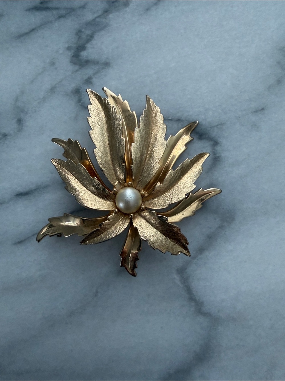 Vintage Emmons Gold Tone Brooch